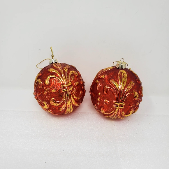 Vintage Red and Gold Decorative Christmas Holiday  Ornaments Set of 2 Large 4" - Picture 1 of 4